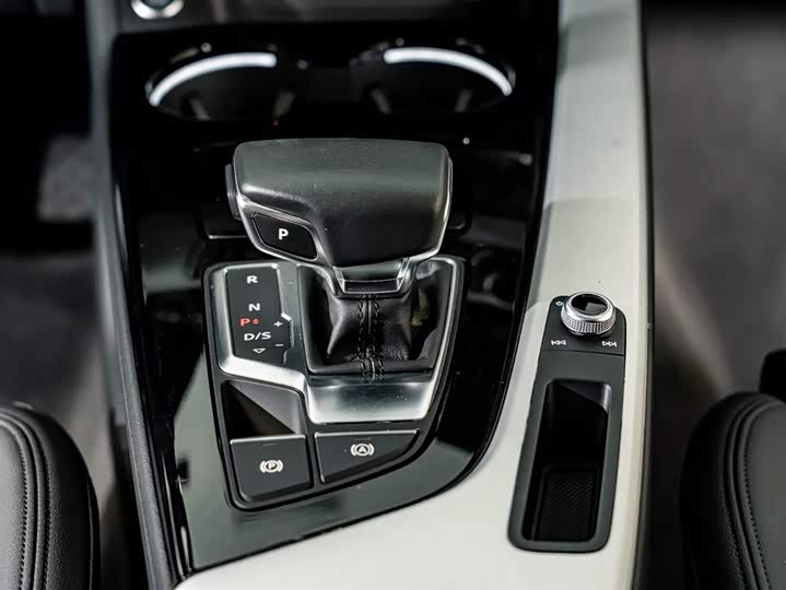 Audi A5 2023 Sportback 40 TFSI quattro — фото 15
