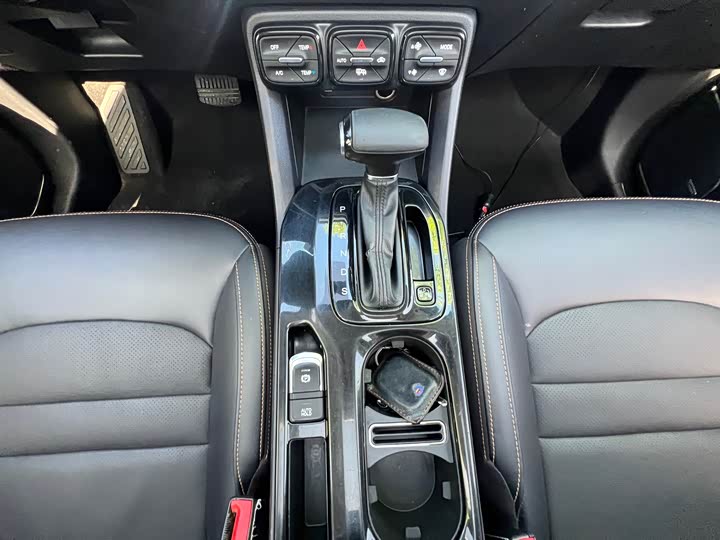 Trumpchi GS3 2017 200 T AT — фото 13