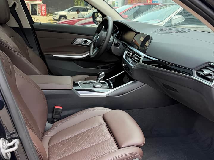 BMW 3 Series 320Li M спортпакет — фото 15