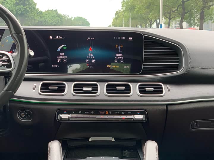 Mercedes-Benz GLE — фото 19