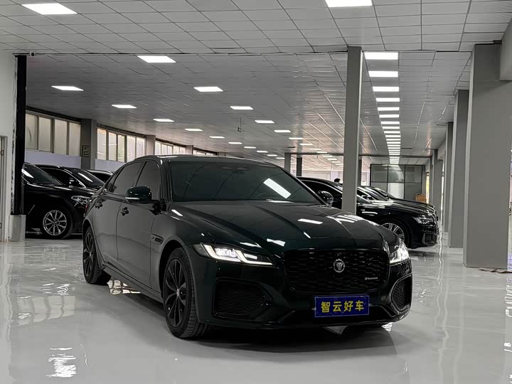 Jaguar XFL 2021 XFL 2.0 T P 250 4 WD — фото 3
