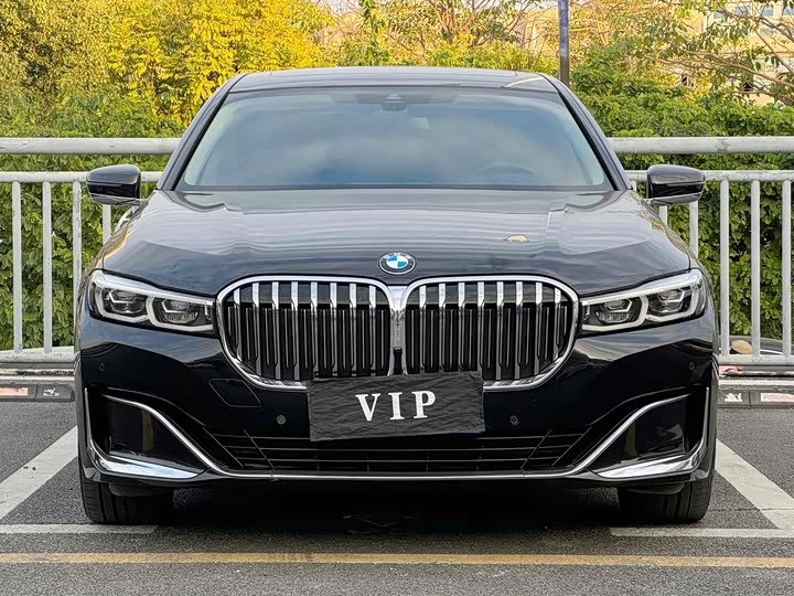 BMW 7-Series 2016 740 Li Leading — фото 1