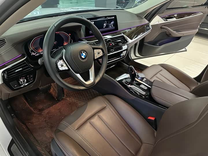 BMW 5-Series 2020 525 Li — фото 7