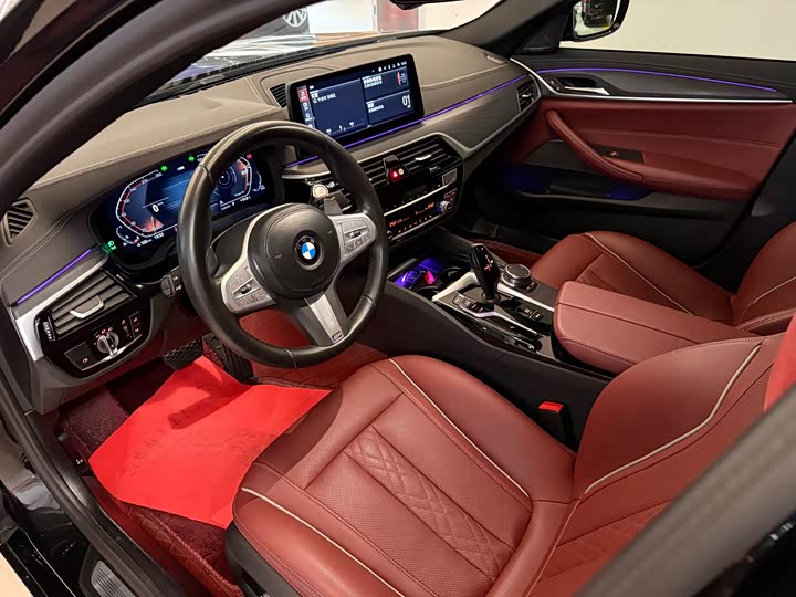 BMW 5 Series — фото 5