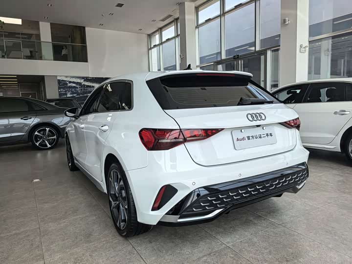 Audi A3 2025 Sportback 35 TFSI — фото 15
