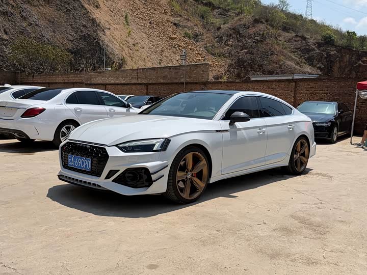 Audi A5 2025 Sportback 40 TFSI — фото 1