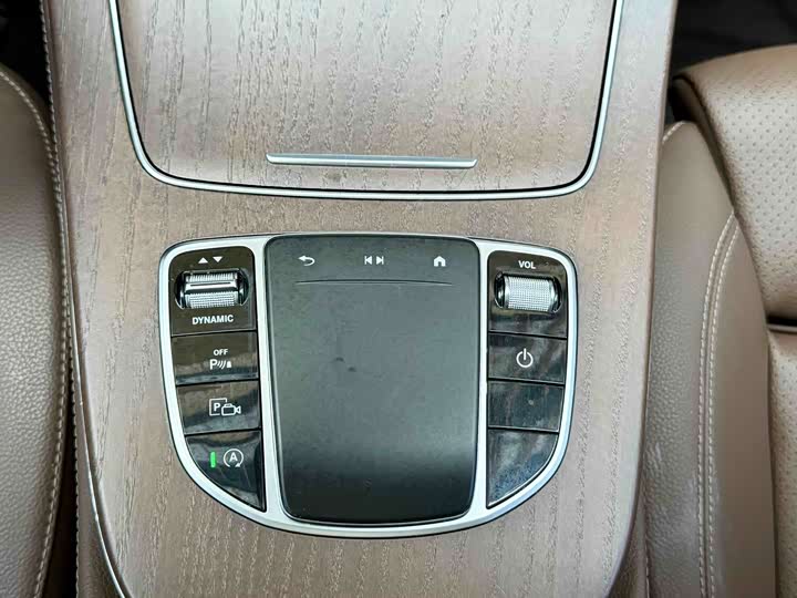 Mercedes-Benz E-Class 2022 E 300 L — фото 16