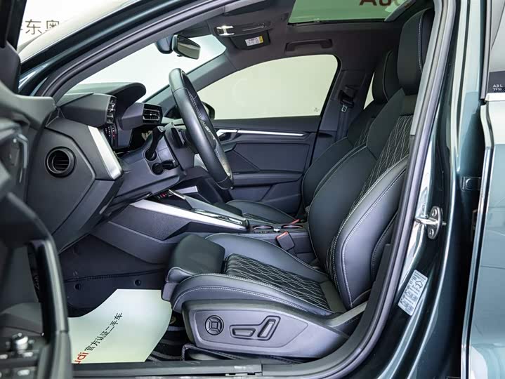 Audi A3 2025 A 3 L Limousine 35 TFSI — фото 11