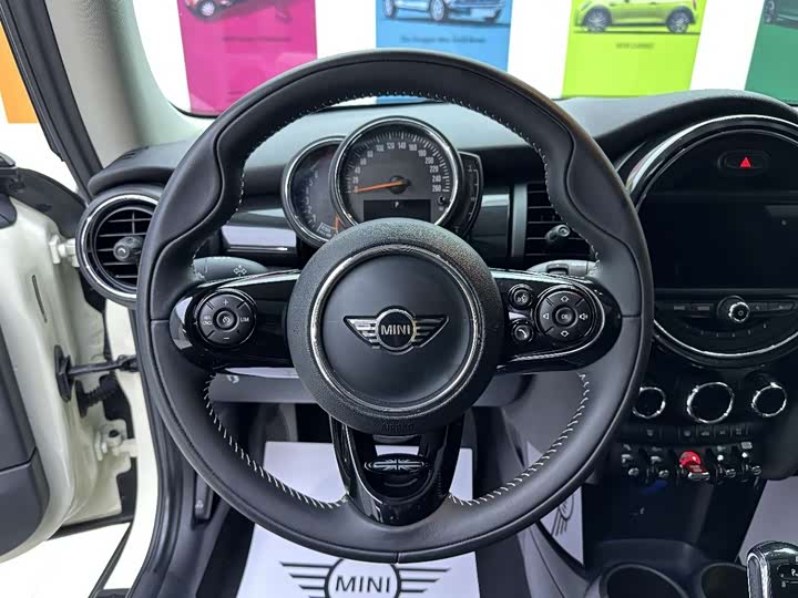 MINI Hatch — фото 14