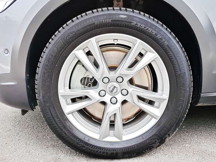 Volvo V90 2017 Cross Country T 5 AWD — фото 21