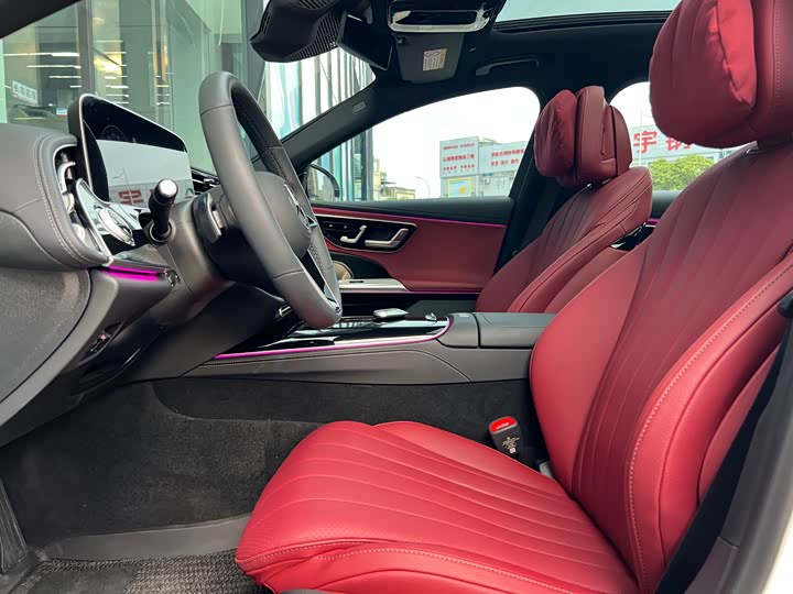 Mercedes-Benz E-Class 2025 E 300 L Luxury — фото 15