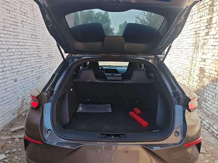 Changan UNI-T 2020 1.5 T Premium — фото 19