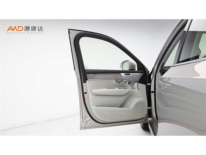 Volvo XC90/2.0T/25 /T8 7 — фото 11