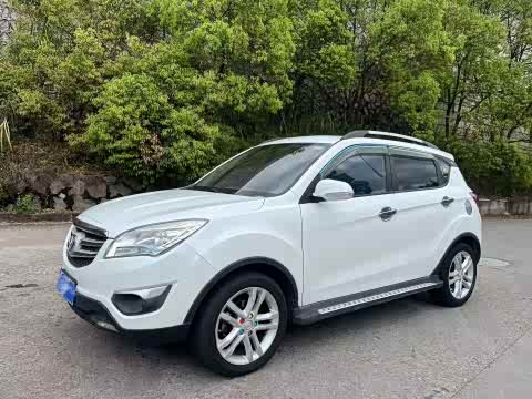 Changan CS35 2016 1.6 L MTLuxury V — фото 10