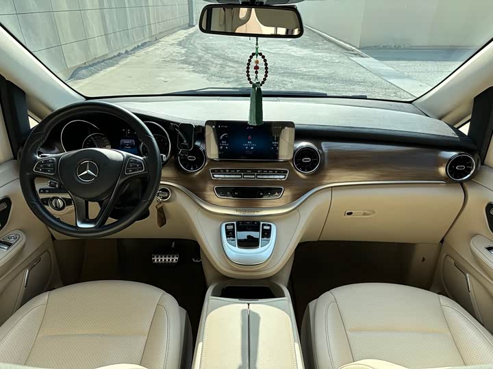Mercedes-Benz V-Class 2021 V 260 — фото 7