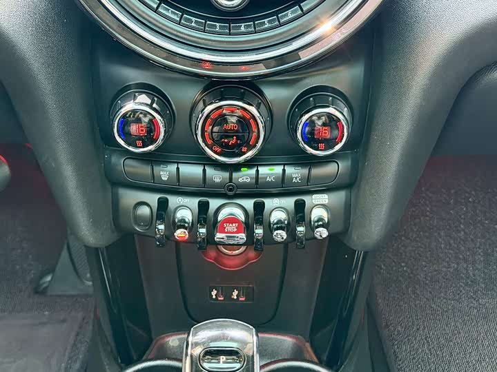 MINI Hatch — фото 18
