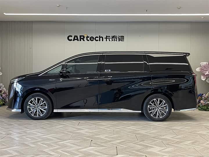 Trumpchi M8 2024 Hybrid — фото 8