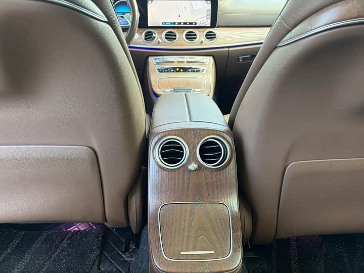 Mercedes-Benz E-Class E 300 L стиль — фото 11