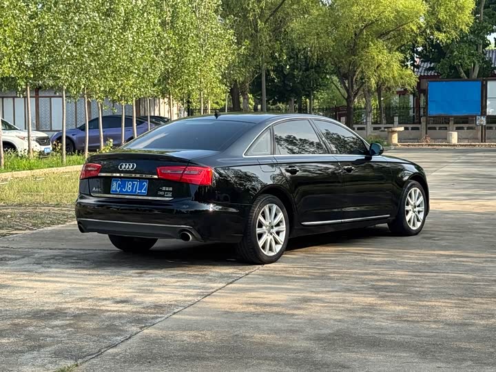 Audi A6L 35 FSI quattro комфорт — фото 4