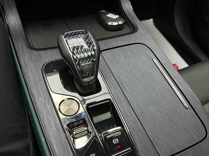 Trumpchi GS8 2024 2.0 TM 4 WD — фото 22