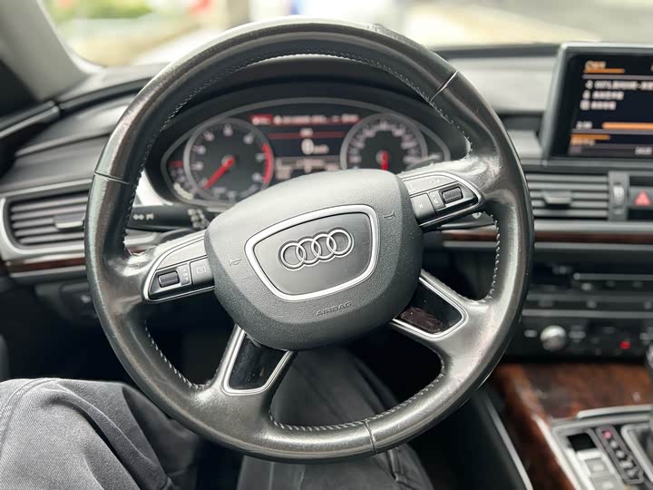 Audi A6L TFSI комфорт — фото 9