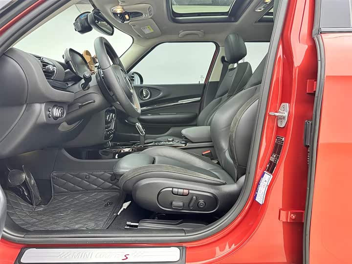 MINI Clubman — фото 6
