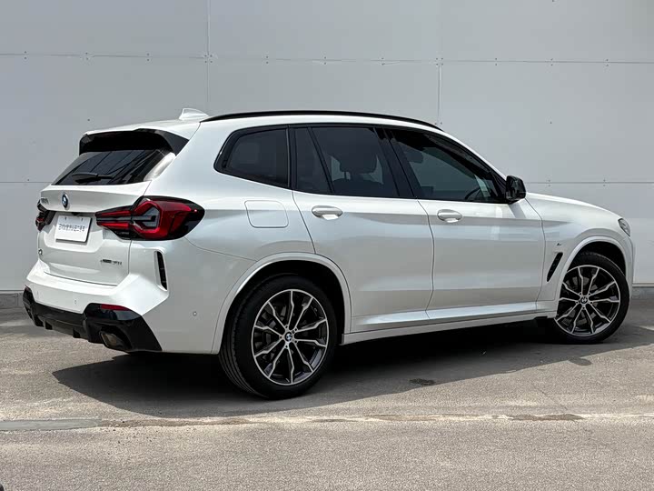 BMW X3 2023 x Drive 30i Leading M — фото 16