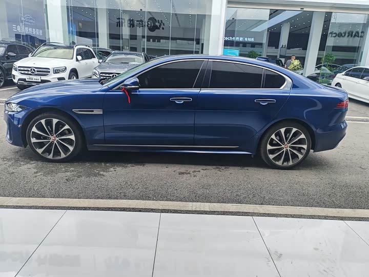 Jaguar XEL 2021 2.0 T 250 PS R-DYNAMIC SE — фото 8