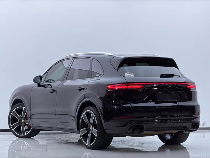 Porsche Cayenne 2018 Cayenne 3.0 T — фото 24