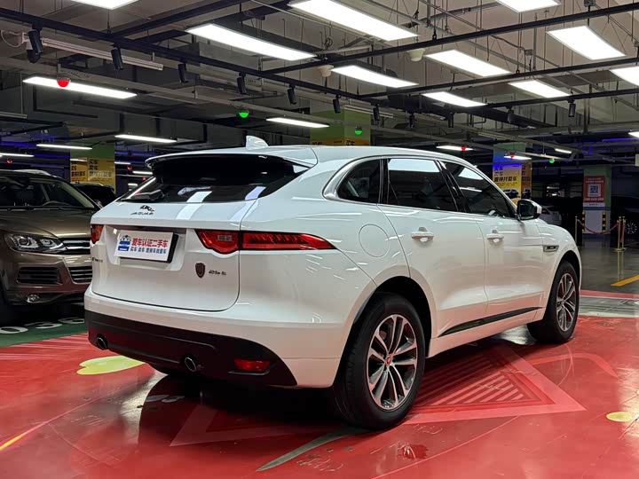Jaguar F-PACE 2016 2.0 T 2 WDR-Sport — фото 5