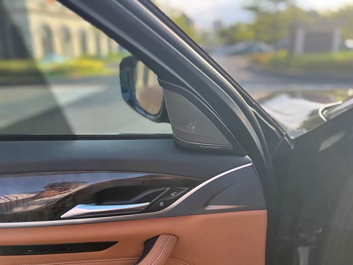BMW 5-Series 2018 530 Li Leading M — фото 31