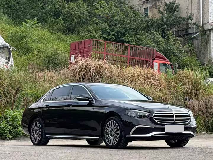 Mercedes-Benz E-Class E 200 L спорт — фото 3