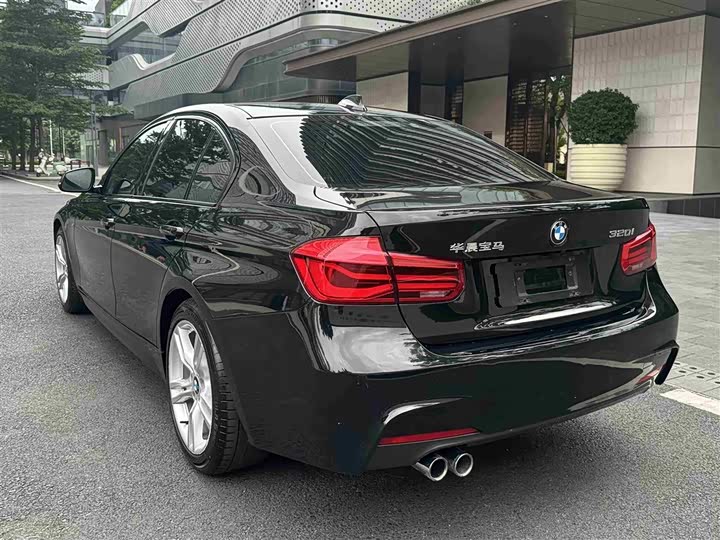 BMW 3-Series 2017 320i MSport — фото 9