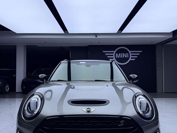 MINI Clubman — фото 2