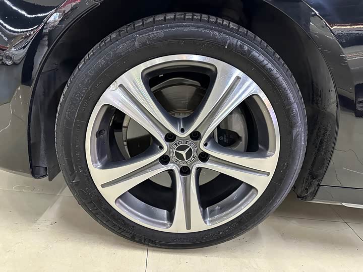 Mercedes-Benz E-Class 2018 E 200 L Sport — фото 18