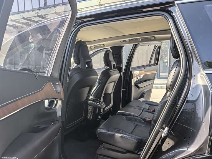 Volvo XC90 2017 T 6 5 — фото 17