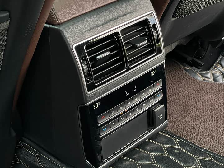 Jaguar XFL 2020 XFL 2.0 T P 250 4 WD — фото 10