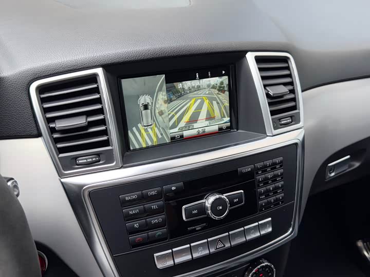 Mercedes-Benz M-Class 2014 AMG ML 63 — фото 18