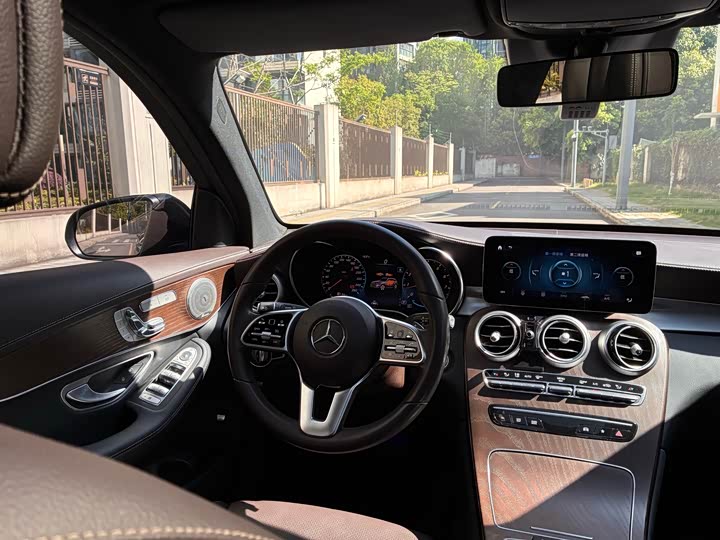 Mercedes-Benz GLC 2022 GLC 300 L 4 MATIC — фото 9