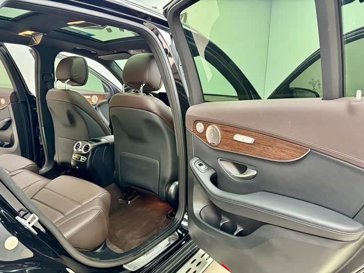 Mercedes-Benz GLC 2021 GLC 300 L 4 MATIC — фото 13