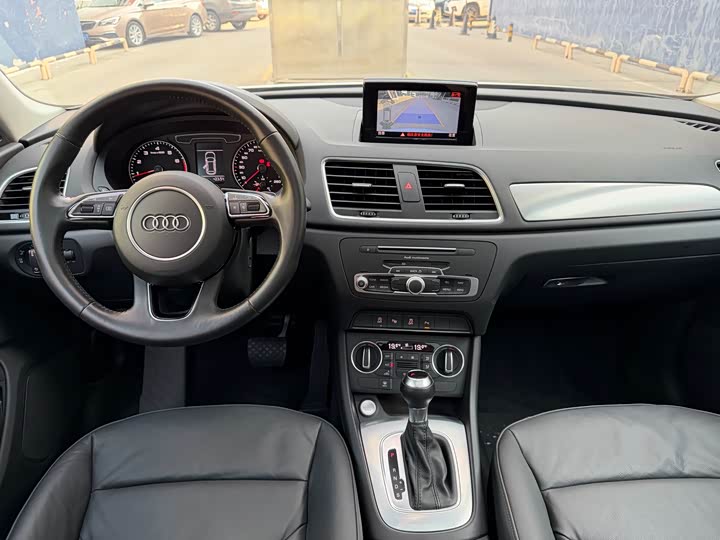 Audi Q3 2017 30 TFSI — фото 13