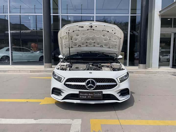 Mercedes-Benz A-Class 2023 A 200 L — фото 3