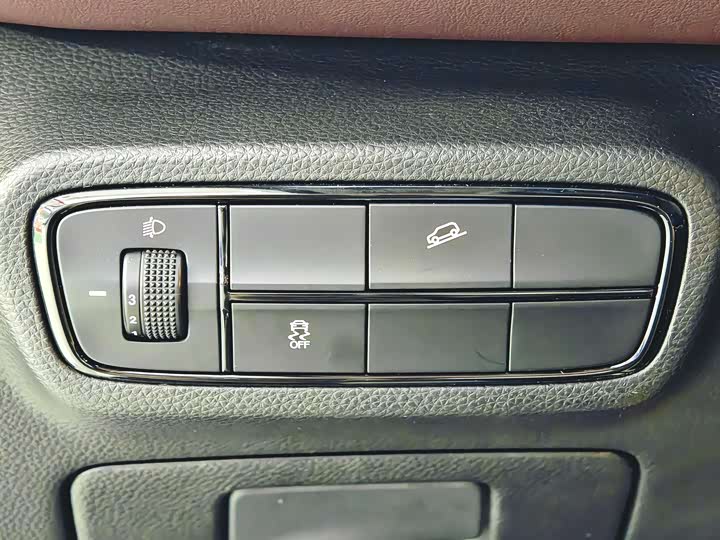 Trumpchi M6 2023 PRO 270 T DCT — фото 24