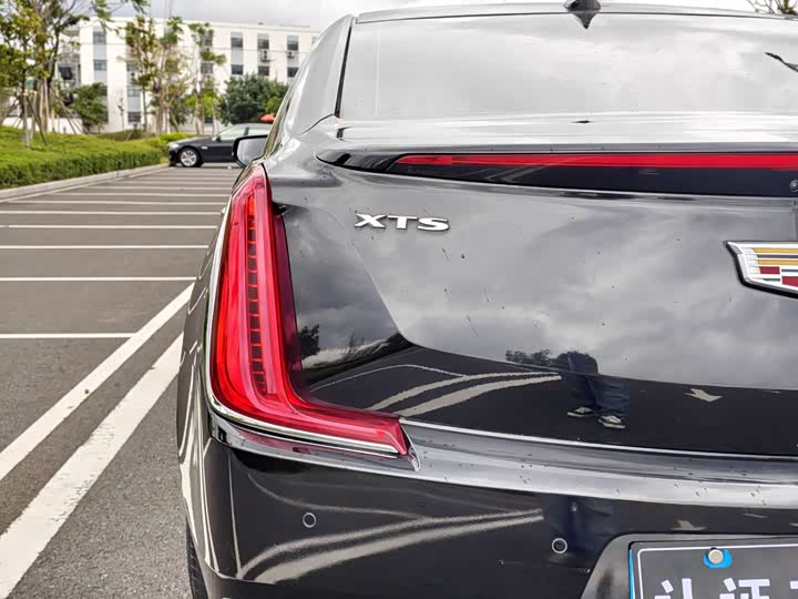Cadillac XTS 2018 28 T — фото 33