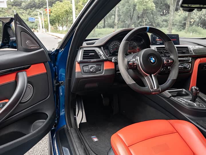 BMW M4 — фото 6