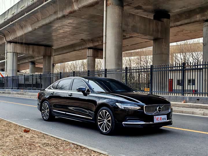 Volvo S90 2023 B 5 — фото 17