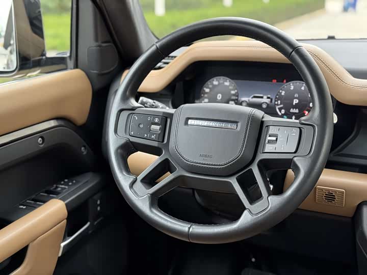 Land Rover Defender — фото 8