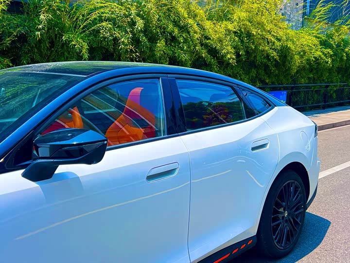 Changan UNI-V 2025 2.0 T — фото 6