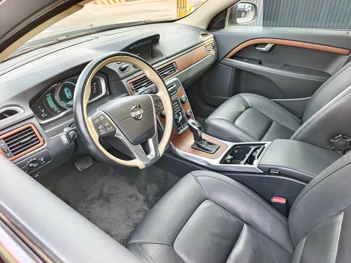 Volvo S80L 2014 2.0 T 5 — фото 10