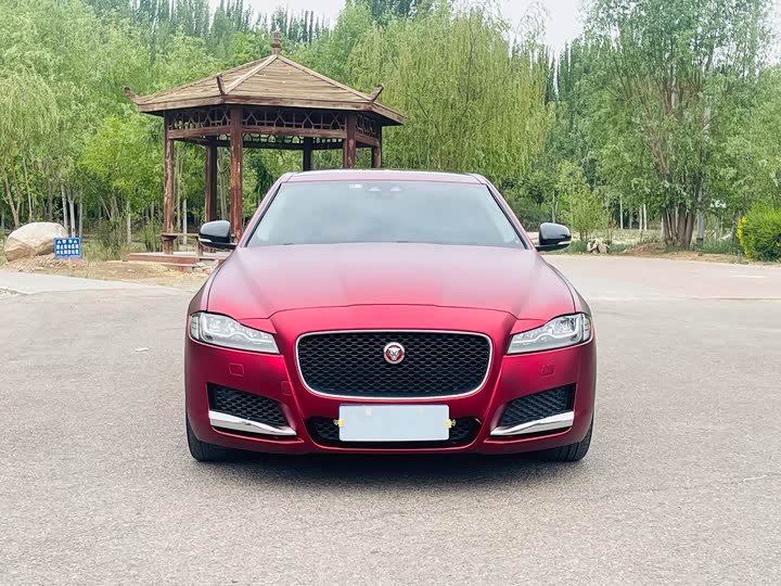 Jaguar XFL 2018 XFL 2.0 T 250 PS — фото 3